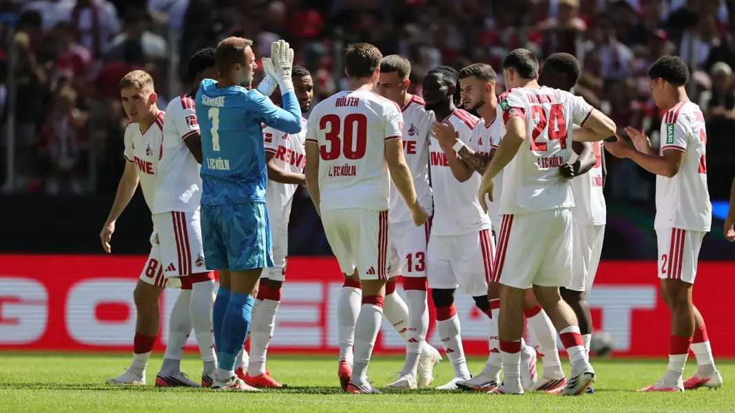 Die Profis des 1. FC Köln vor dem Test gegen Real Sociedad. (Foto: Bucco)