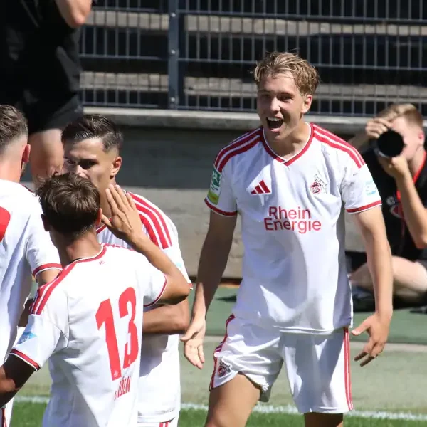 Doppelpack Labenz! Perfekter Saisonstart für den FC