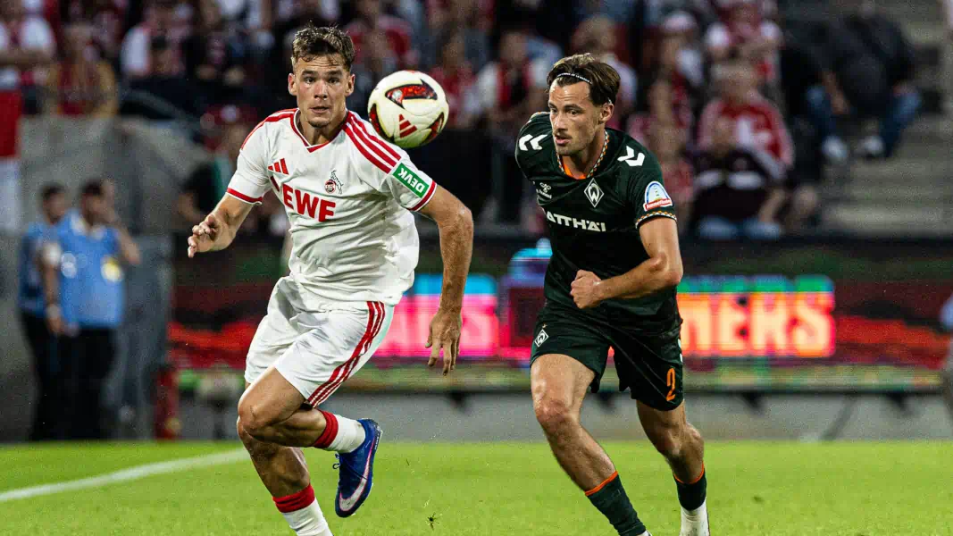 Thijs Dallinga stand nach dem verschossenen Elfmeter im Spiel gegen Werder Bremen neben sich. (Foto: imago/beautiful sports)