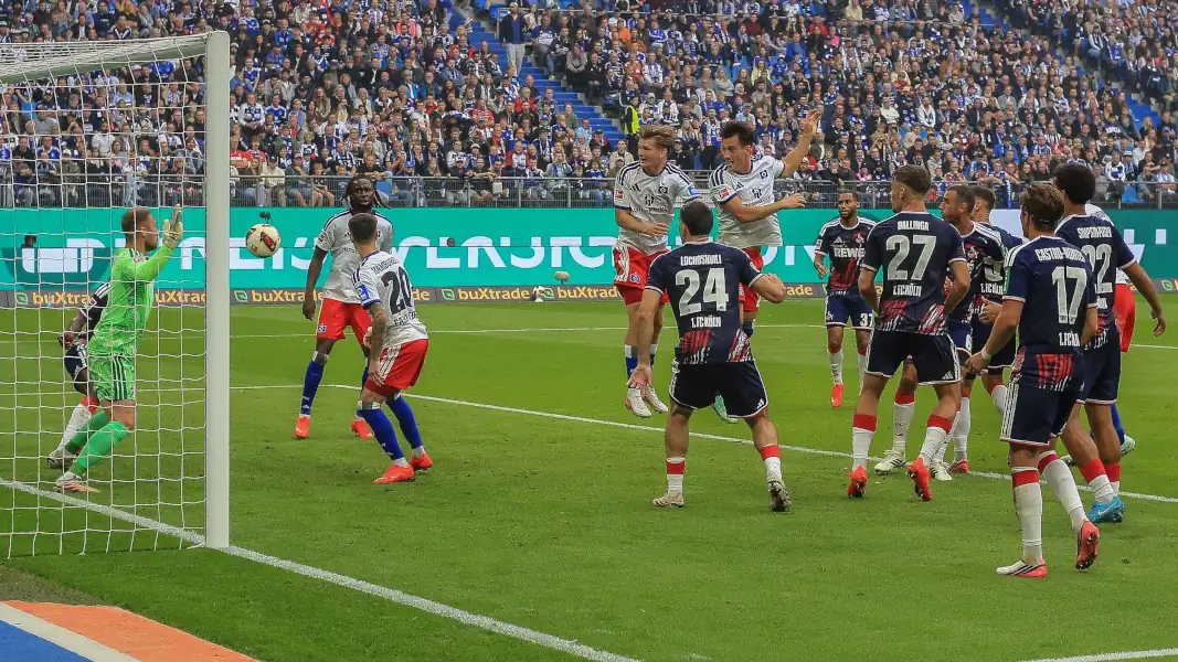 Die Ecke zum 0:1 – der FC kassiert das nächste Standard-Gegentor. (Foto: IMAGO / Oliver Ruhnke)