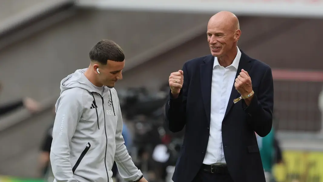 Said El Mala mit FC-Präsident Jörn Stobbe. (Foto: Bucco)