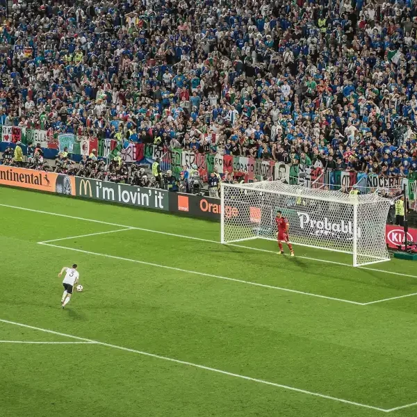 Zehn Jahre nach Jonas Hector: Gelingt El Mala der Traumstart?