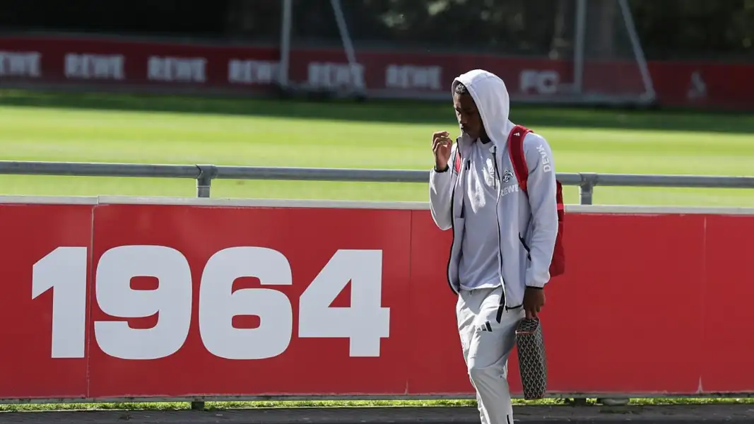 Reigan Heskey ging am Freitag direkt zu seinem Dienstwagen und fuhr nach Hause. (Foto: Bucco)