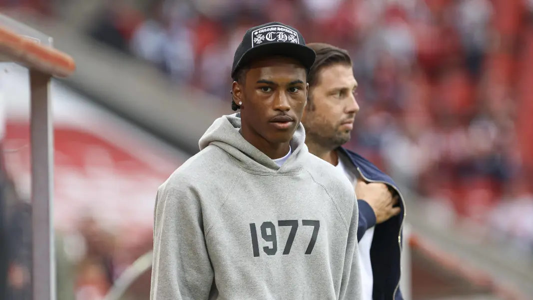 Reigan Heskey soll bei der U21 Spielpraxis sammeln. (Foto: IMAGO / DeFodi Images)