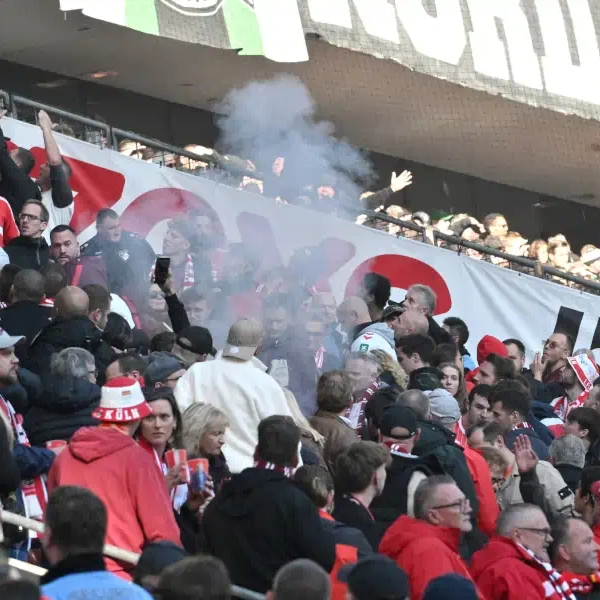 Böller-Irrsinn und Gewalt: Wie Gladbachs Ultras der Fankultur schaden