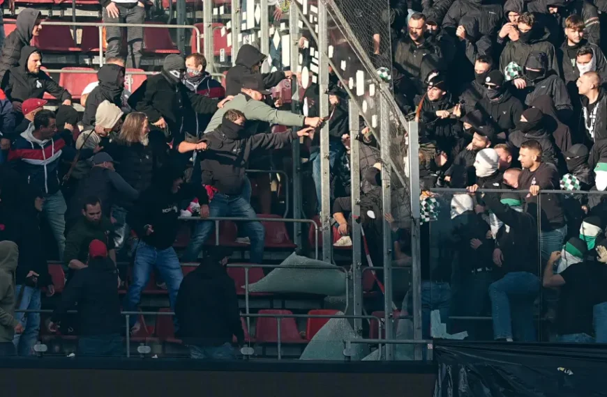 Gladbach-Idioten schießen Raketen auf Kinder! Türoffs Reaktion verwundert