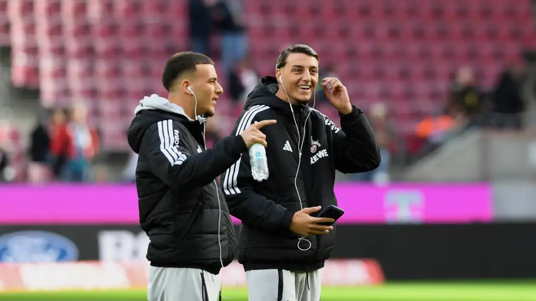 Said und Malek El Mala am Samstag gemeinsam in Müngersdorf auf dem Rasen. (Foto: IMAGO / DeFodi Images)