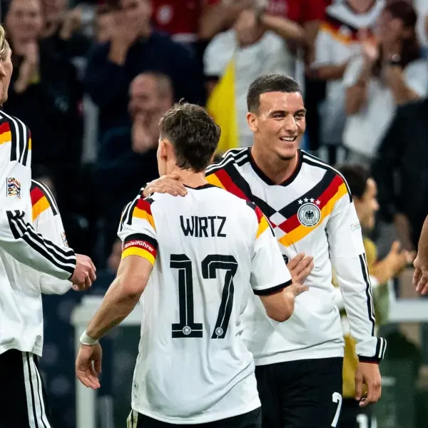 Besonderer DFB-Moment: Wirtz spricht zu El Mala – das ist sein Auftrag