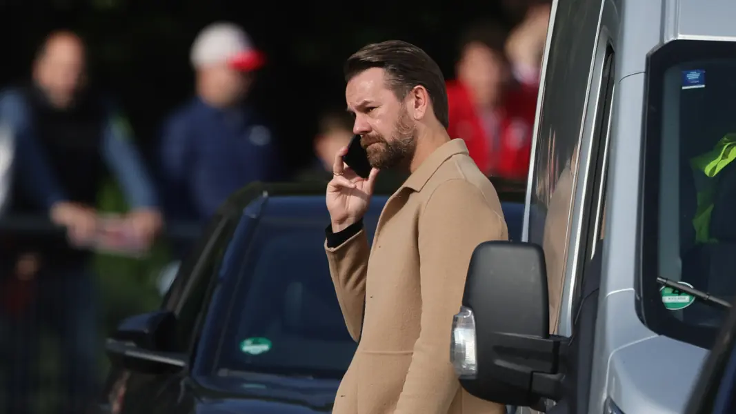 FC-Geschäftsführer Thomas Kessler am Rande des Trainings. (Foto: Bucco)
