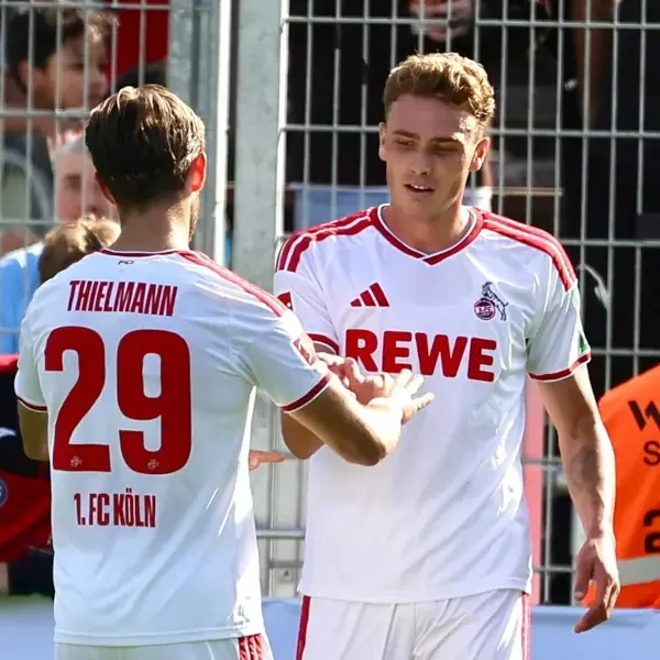 Noch kein Teamtraining: Hilft dem FC der erste Wechsel in der Viererkette?