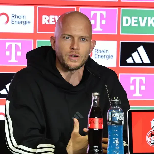 „Bei aller Rivalität!“ Schalke-Trainer bedankt sich bei FC-Fans